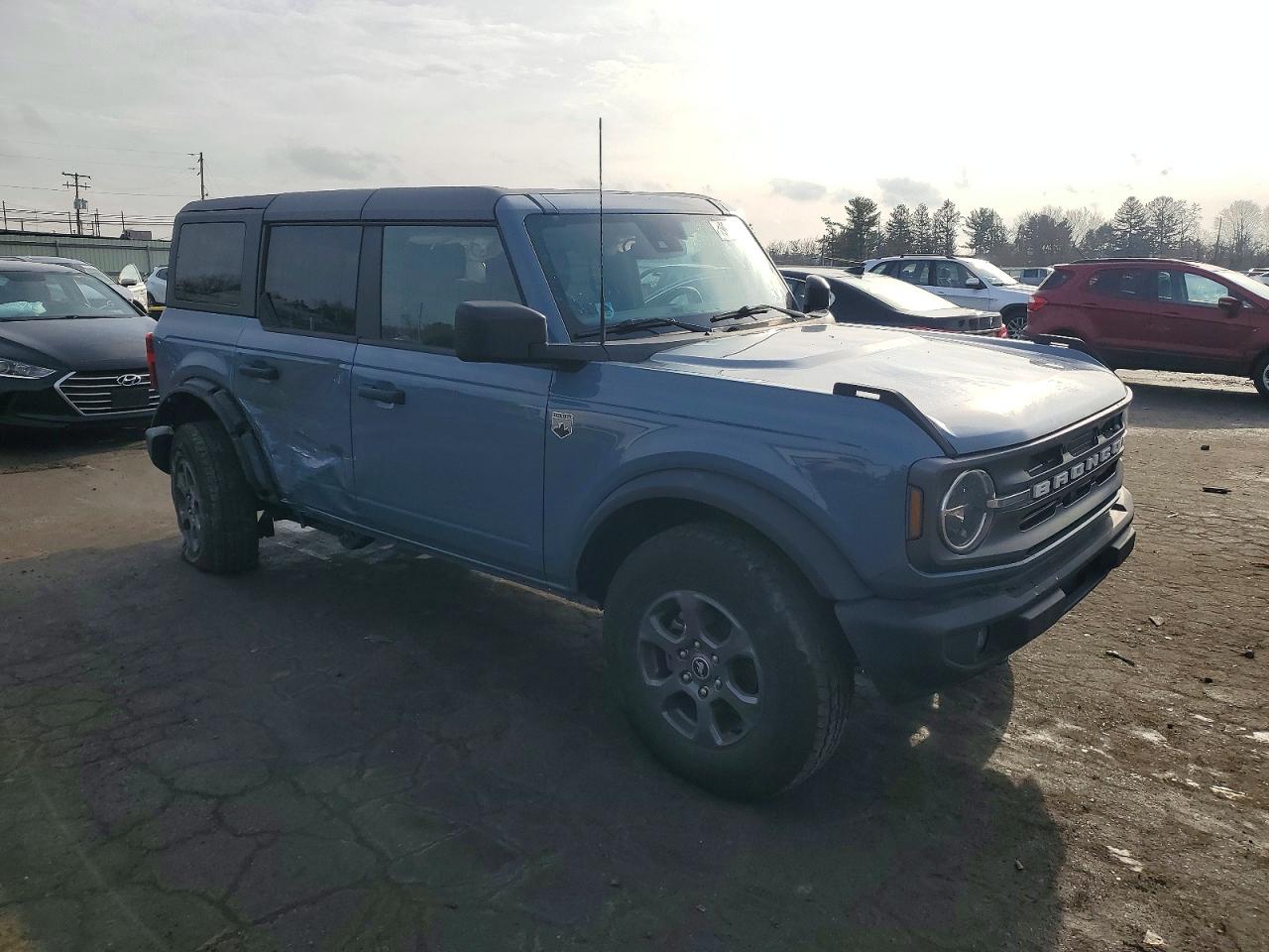 2023 FORD BRONCO BASE photo 4