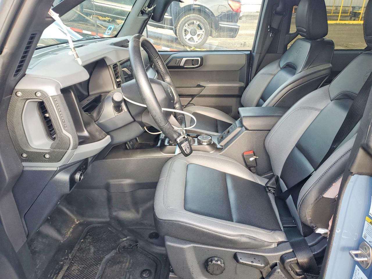 2023 FORD BRONCO BASE photo 7