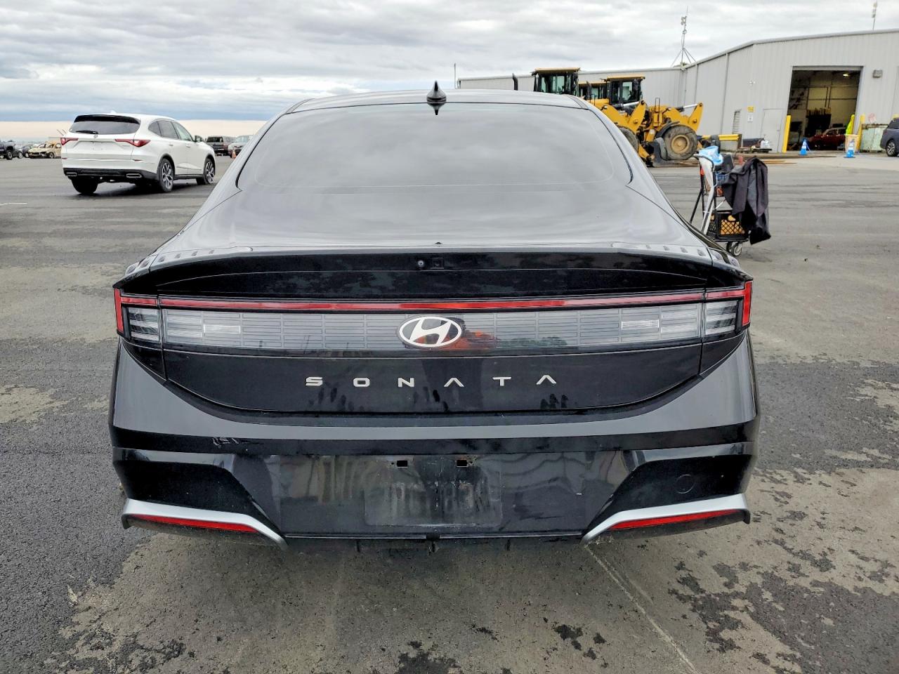 2024 HYUNDAI SONATA SEL photo 6