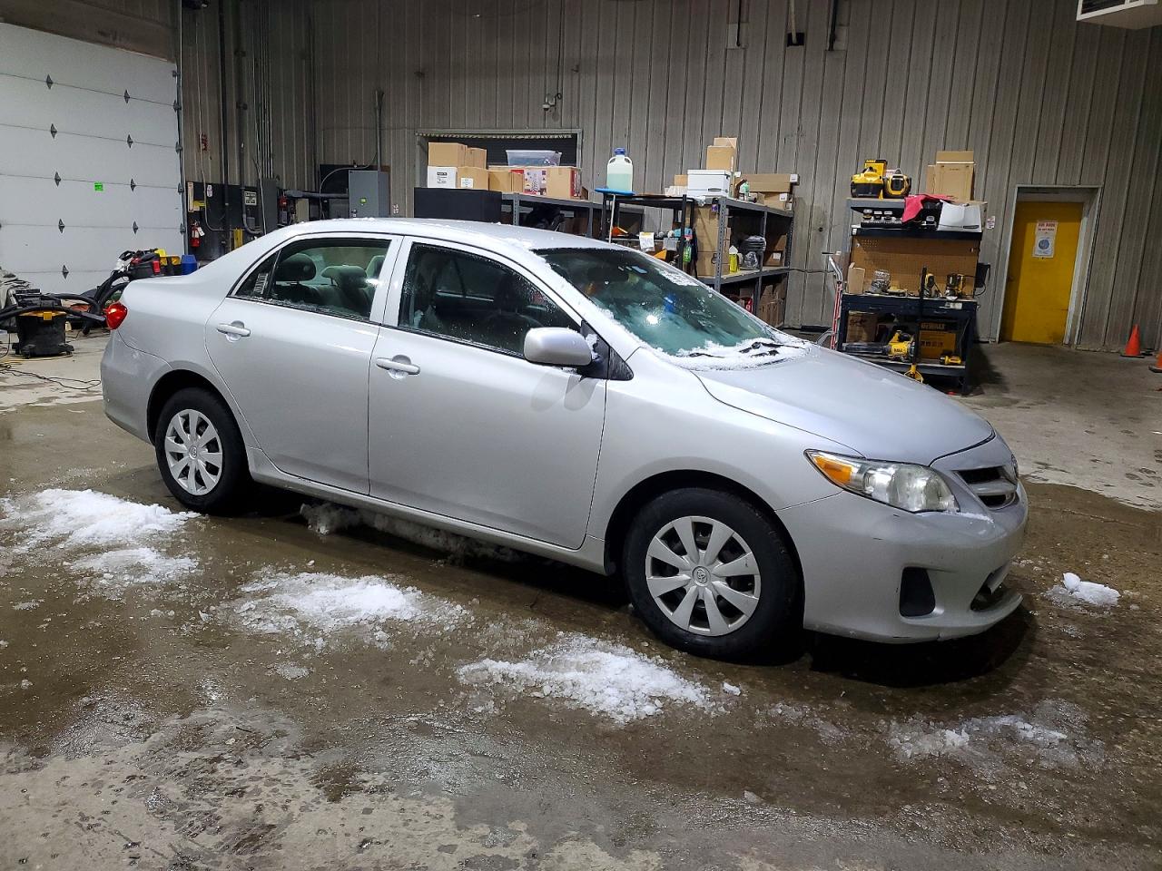 2012 TOYOTA COROLLA L photo 4