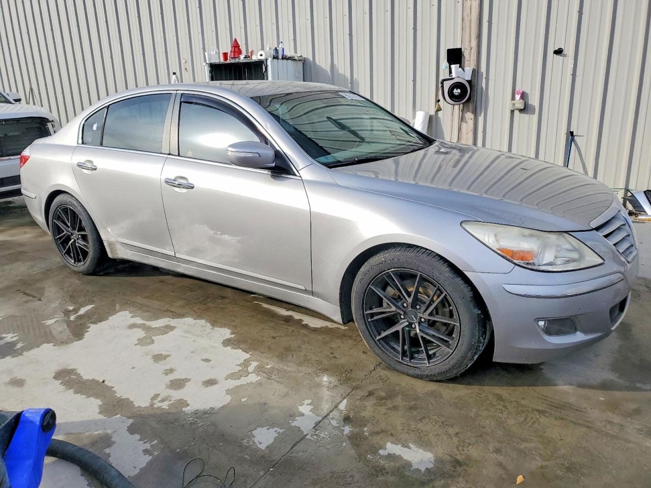 2011 HYUNDAI GENESIS 3.8L photo 4