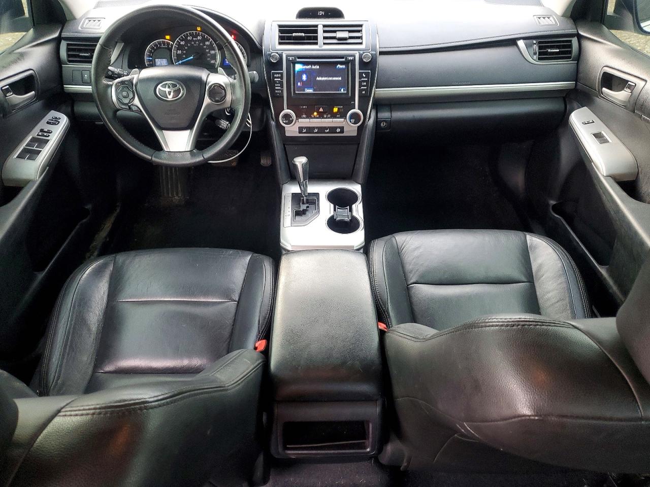 2012 TOYOTA CAMRY SE photo 15