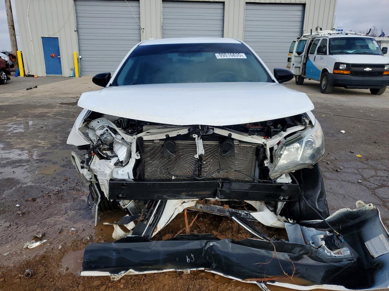 2012 TOYOTA CAMRY SE photo 9