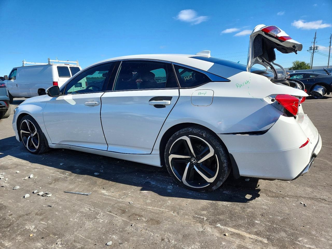 2020 HONDA ACCORD SPORT photo 2