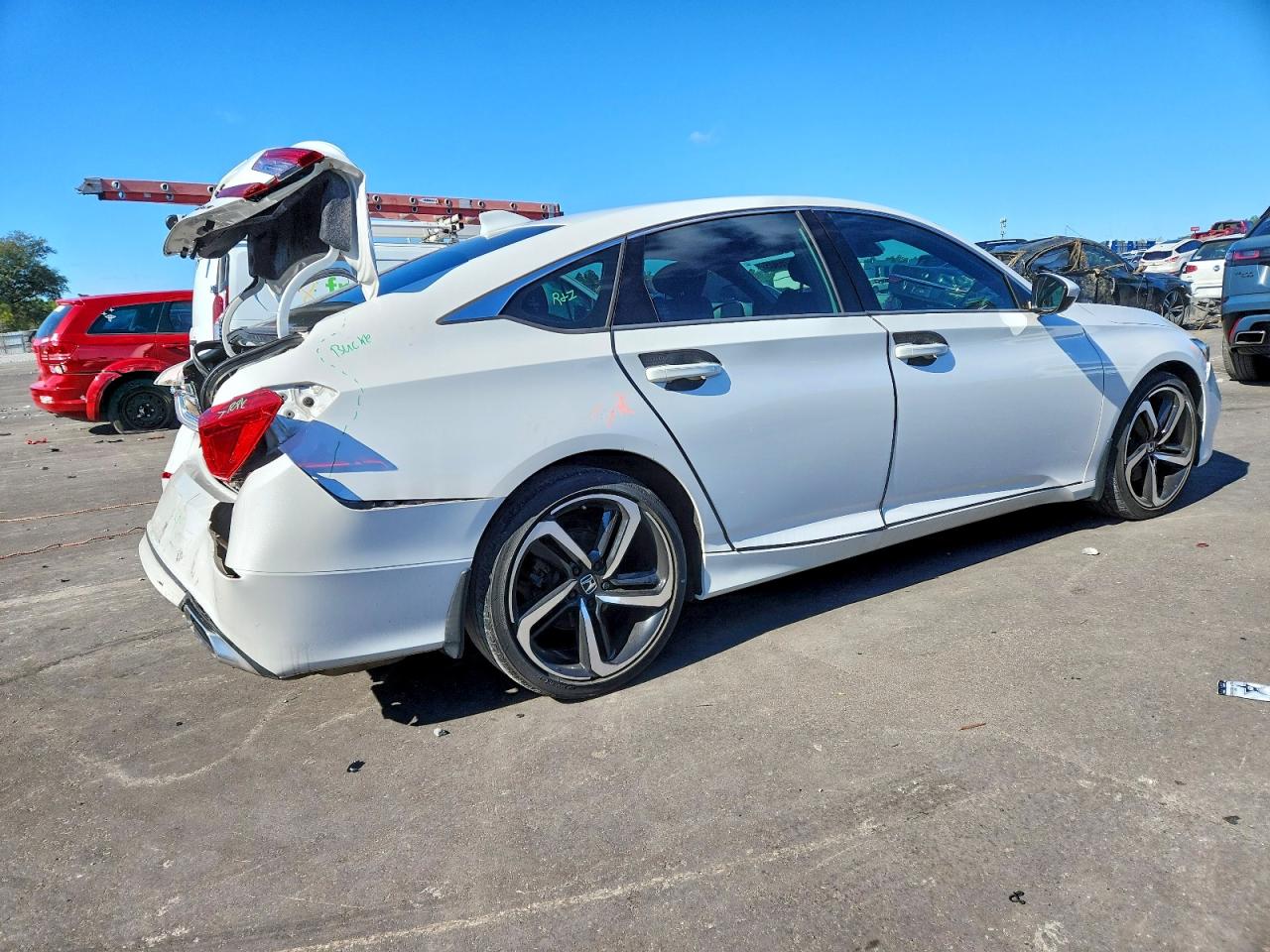 2020 HONDA ACCORD SPORT photo 3