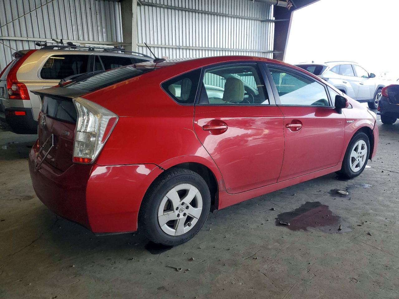2010 TOYOTA PRIUS photo 3