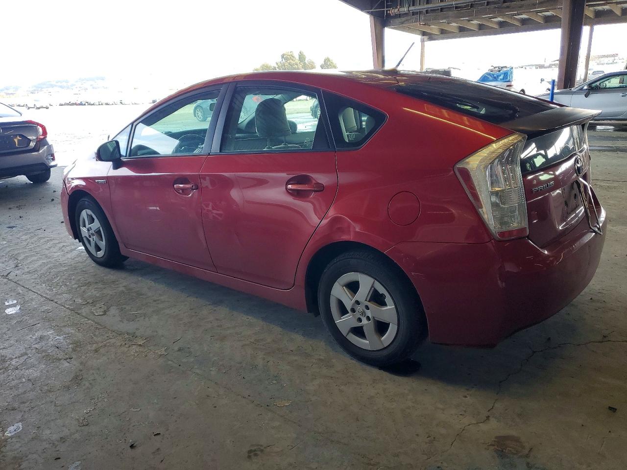 2010 TOYOTA PRIUS photo 2