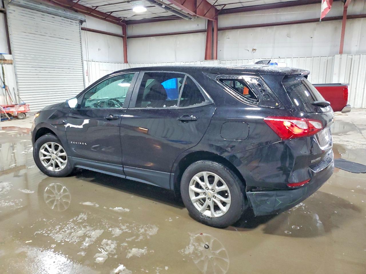 2021 CHEVROLET EQUINOX LS photo 2