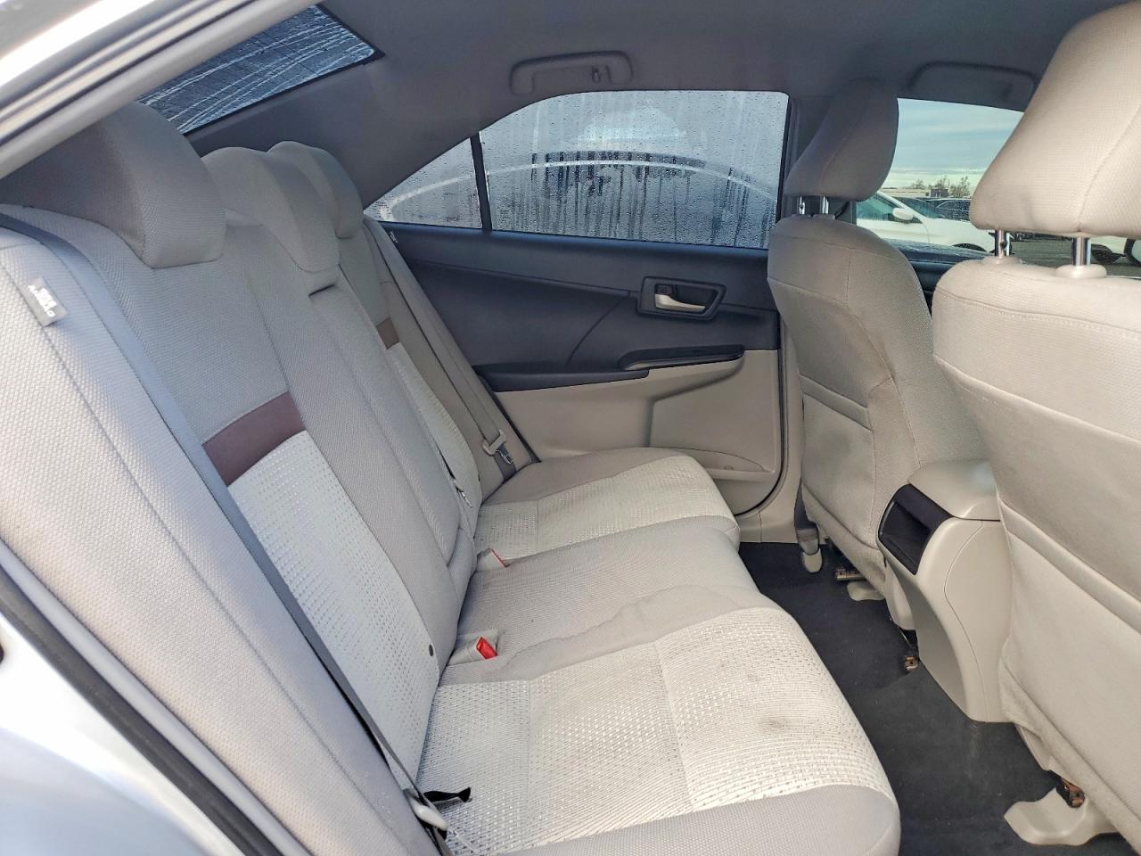 2012 TOYOTA CAMRY LE photo 5