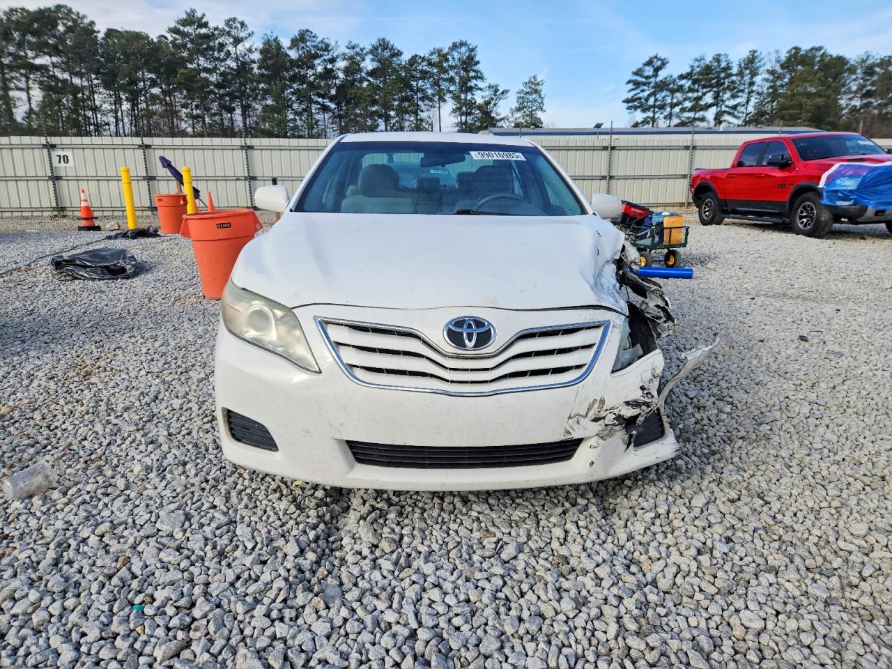 2011 TOYOTA CAMRY BASE photo 5