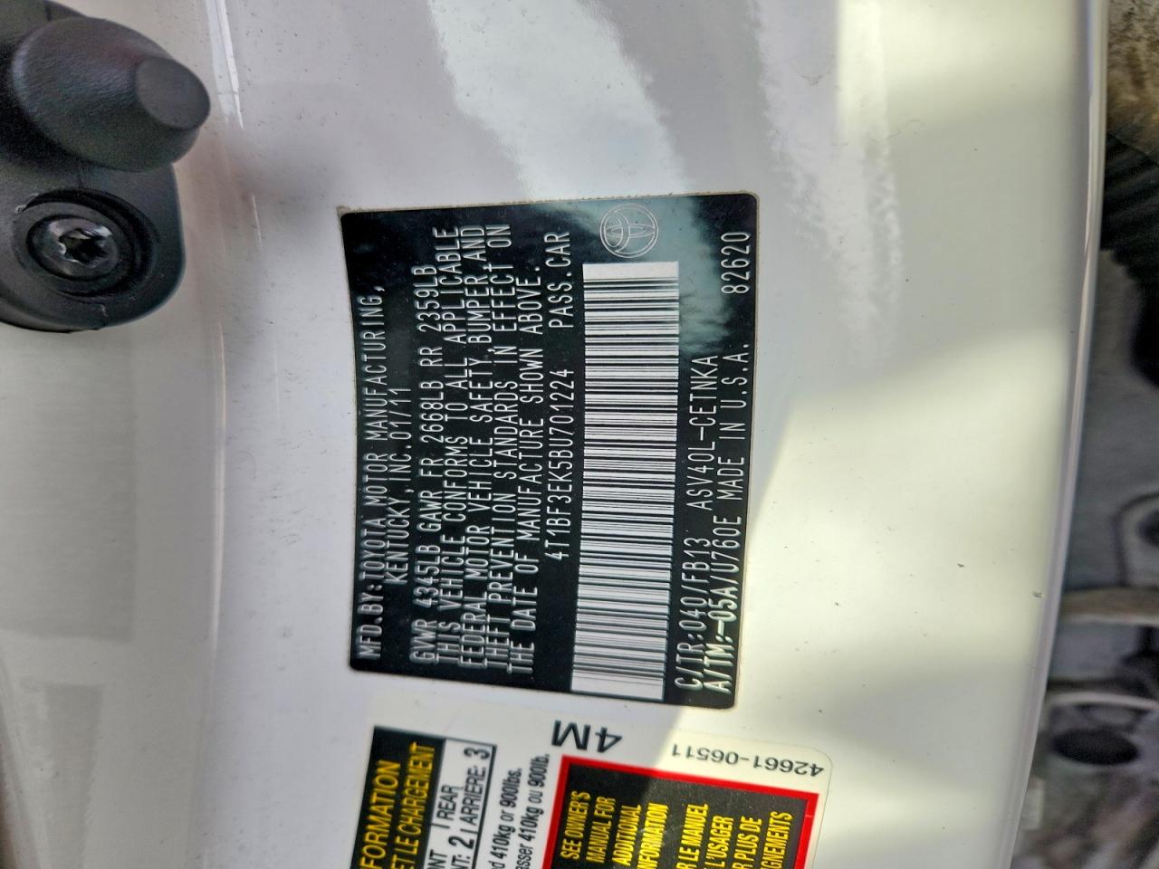 2011 TOYOTA CAMRY BASE photo 12