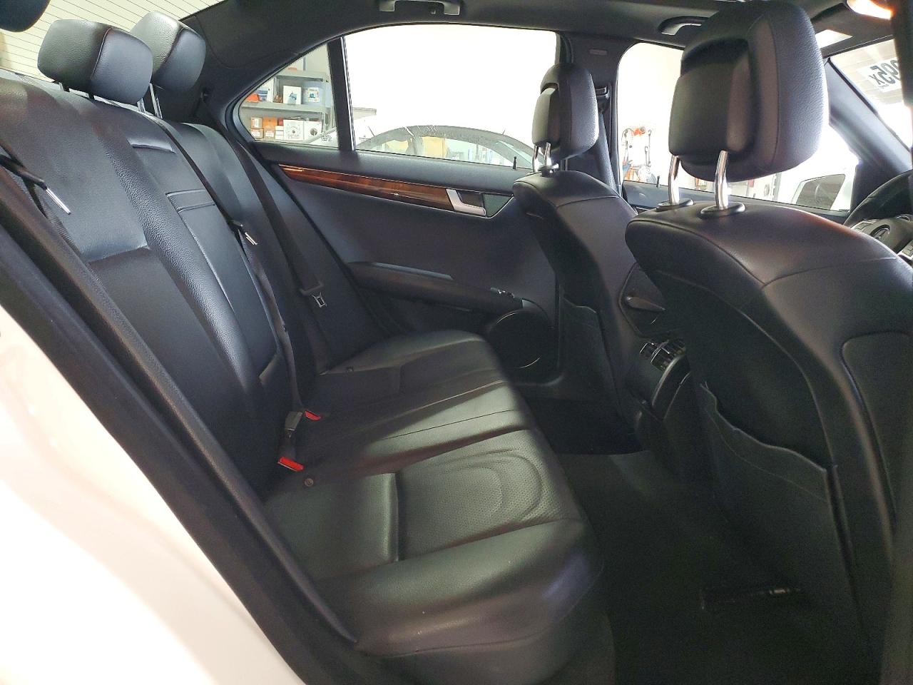 2013 MERCEDES-BENZ C 300 4MATIC photo 19
