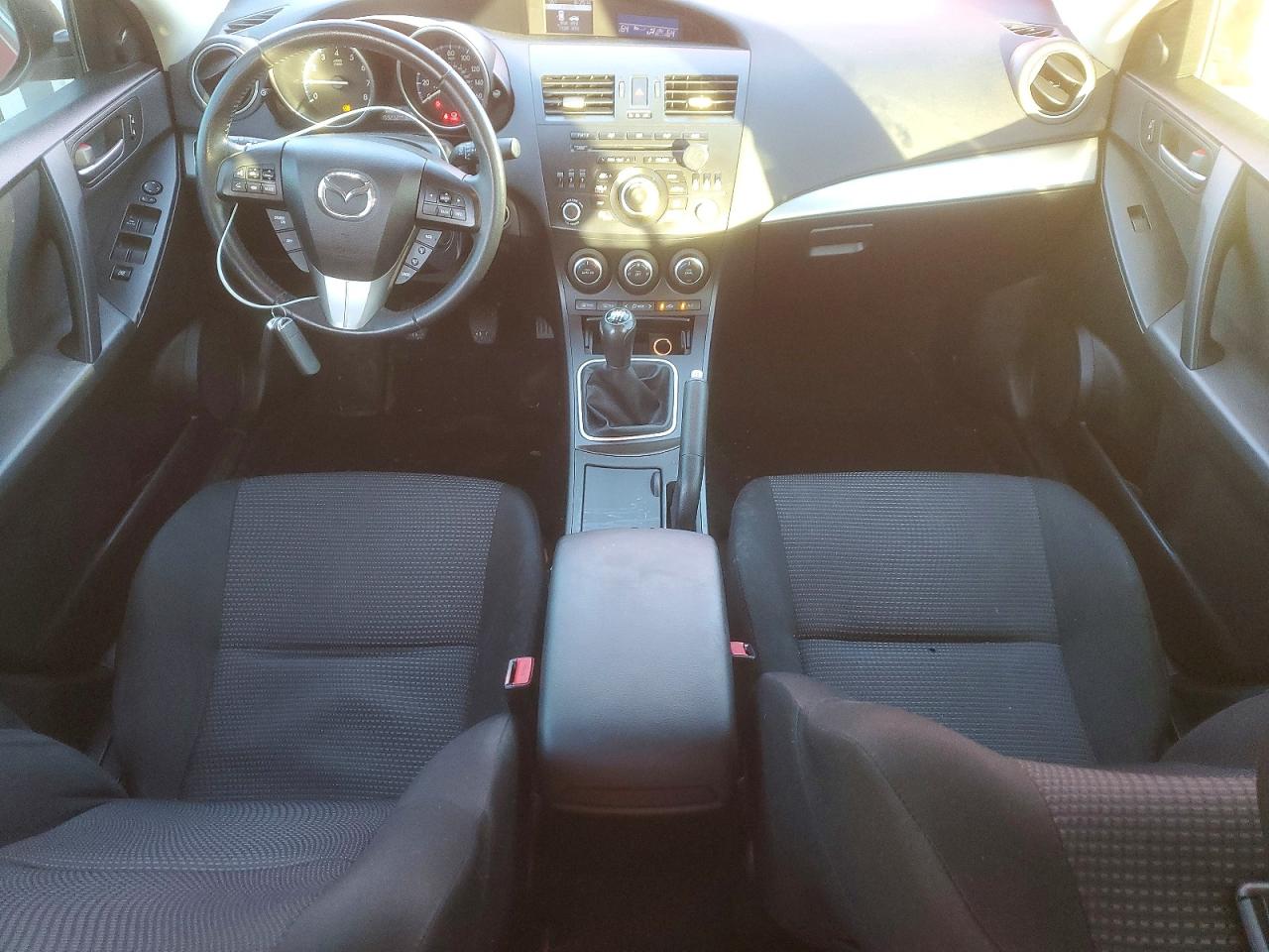 2013 MAZDA 3 I photo 8