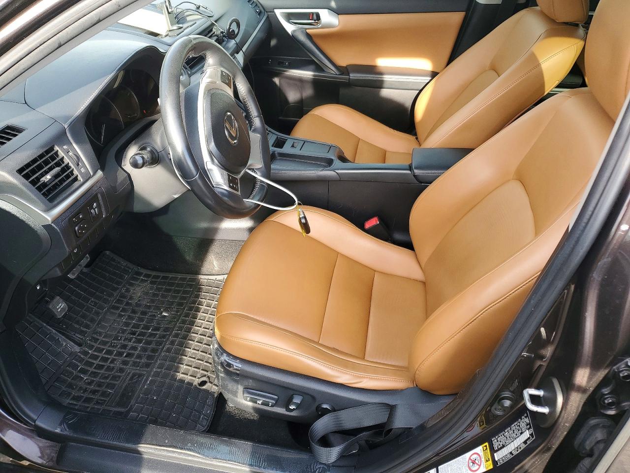 2012 LEXUS CT 200 photo 7