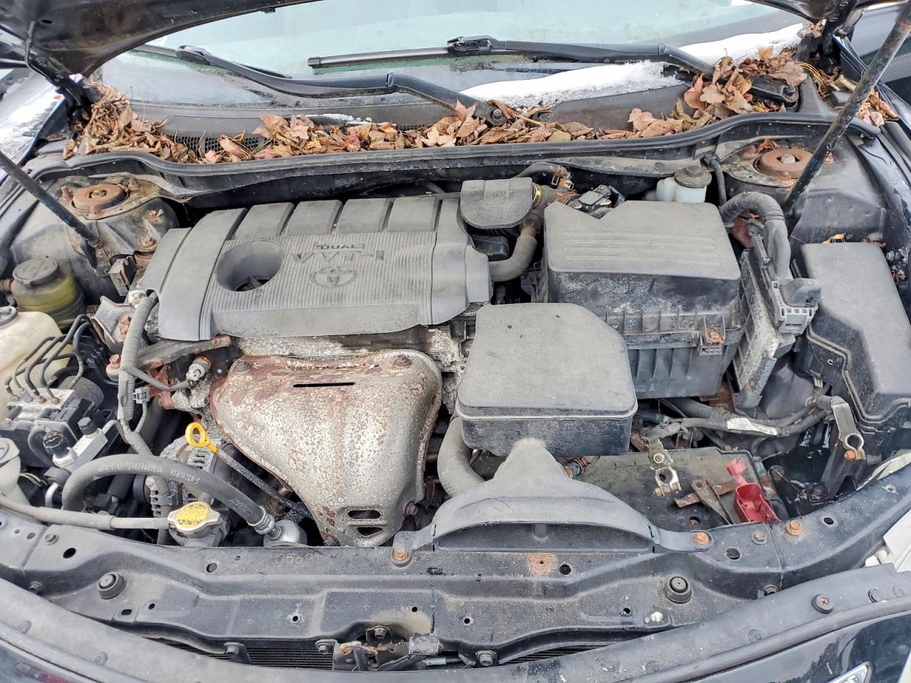 2011 TOYOTA CAMRY BASE photo 11