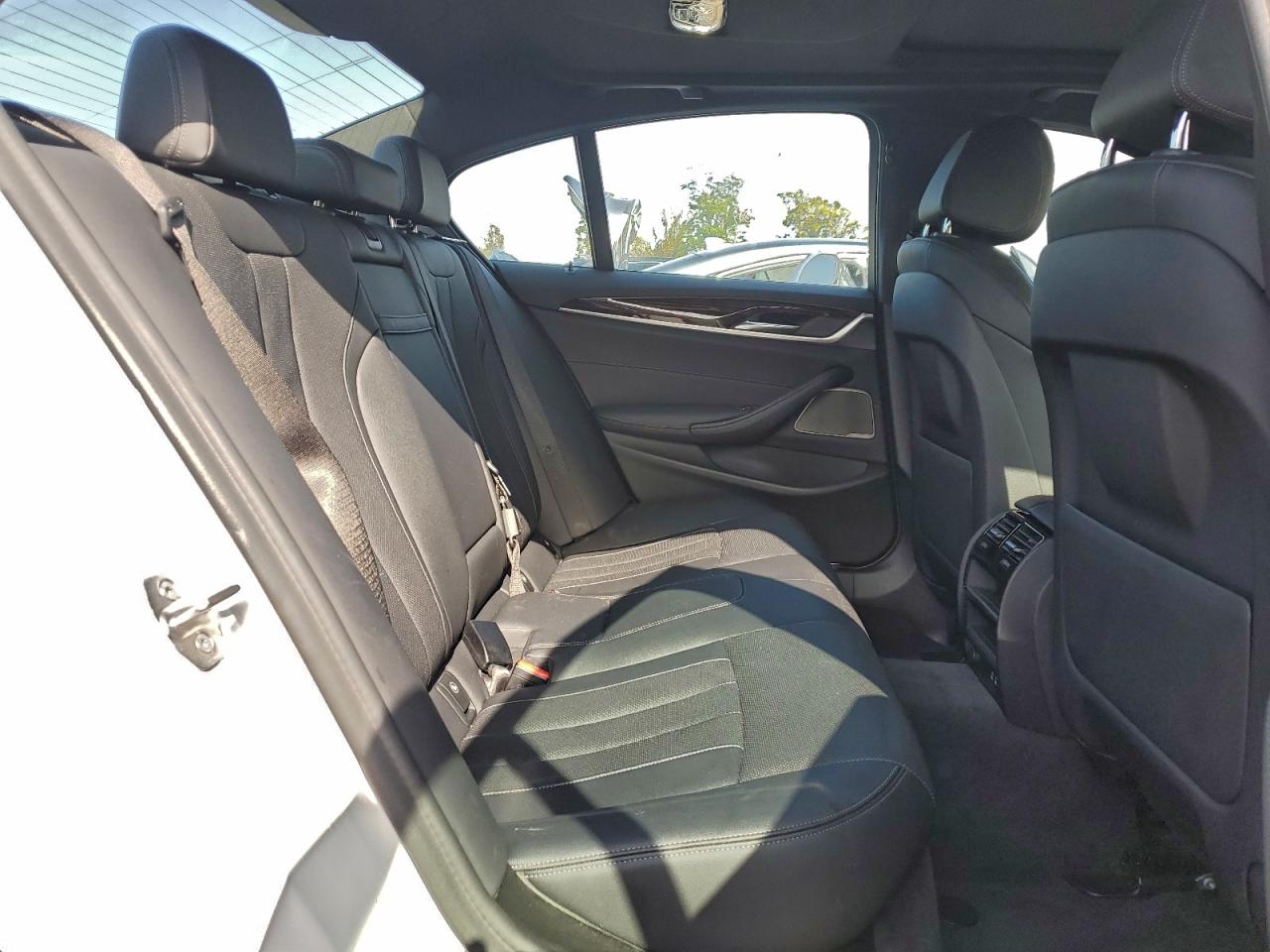 2021 BMW 530 I photo 10