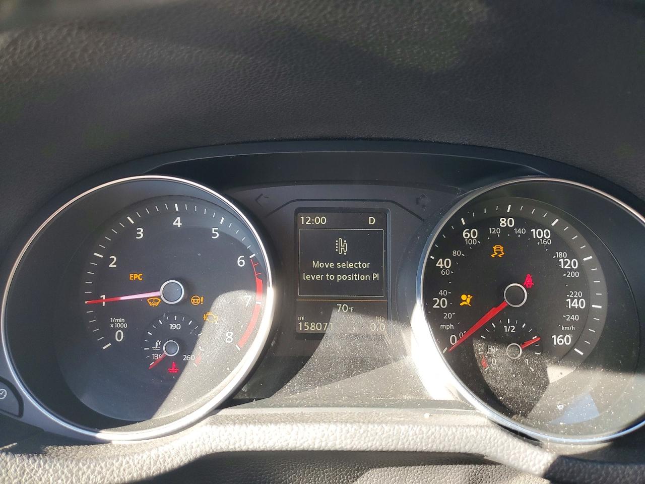 2017 VOLKSWAGEN PASSAT SE photo 9