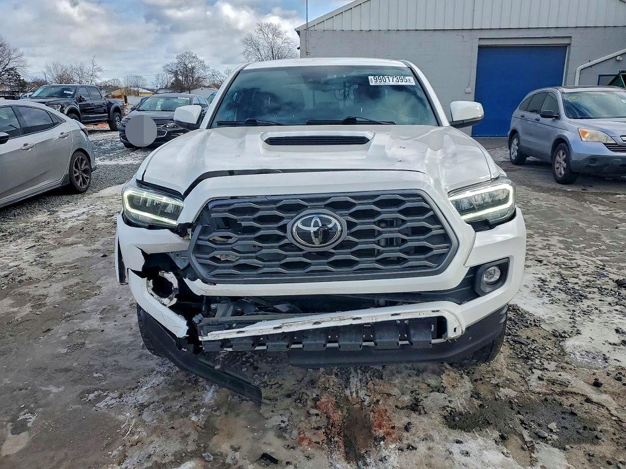 2021 TOYOTA TACOMA TRD SPORT photo 9