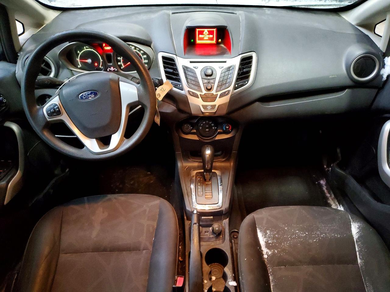 2012 FORD FIESTA SE photo 8