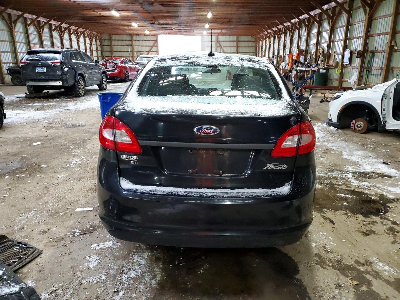 2012 FORD FIESTA SE photo 6