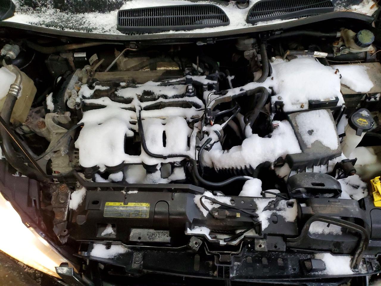 2012 FORD FIESTA SE photo 11