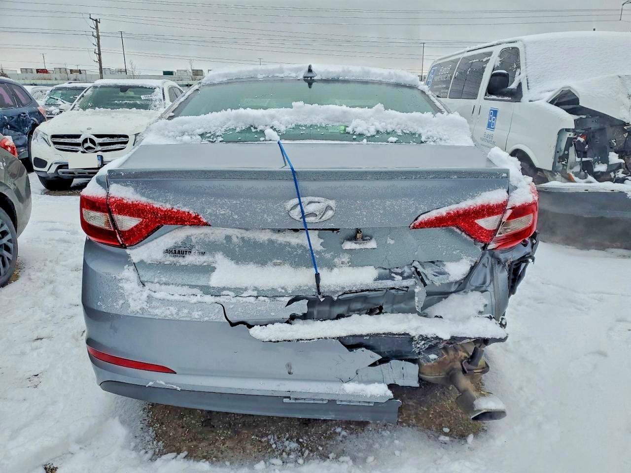 2016 HYUNDAI SONATA SE photo 6