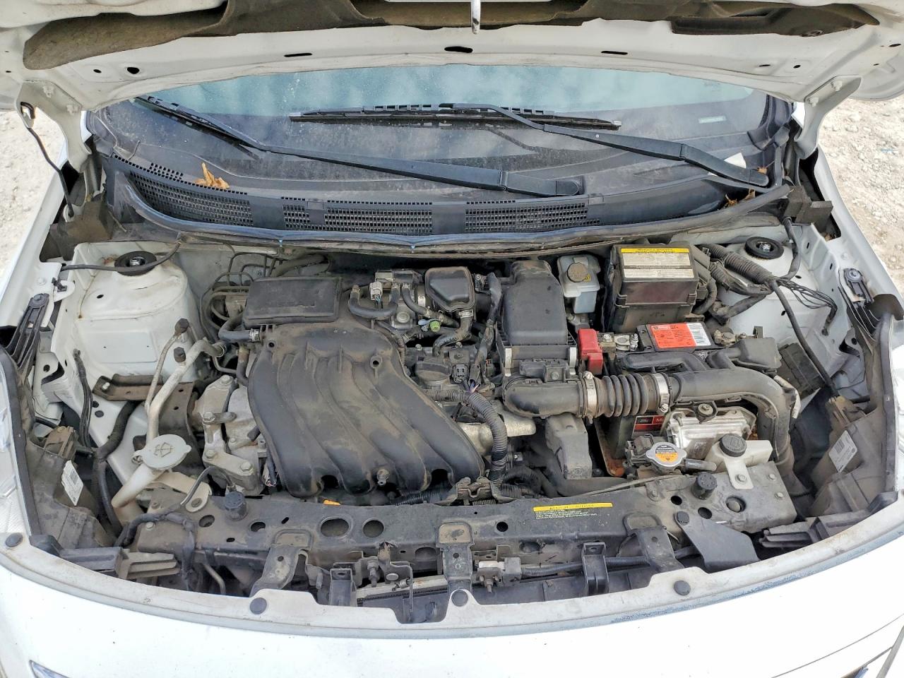2019 NISSAN VERSA S photo 11