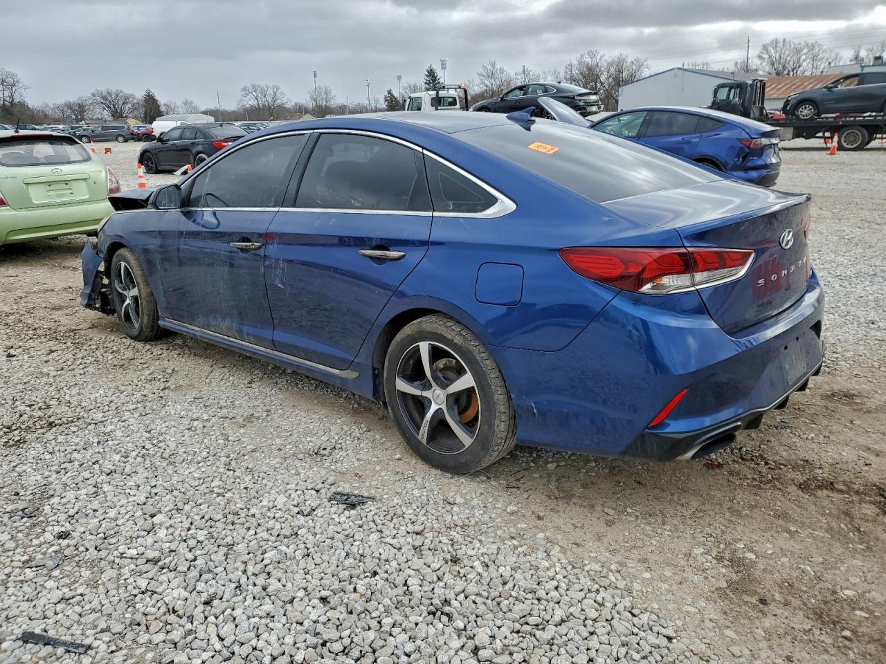 2018 HYUNDAI SONATA SPORT photo 2