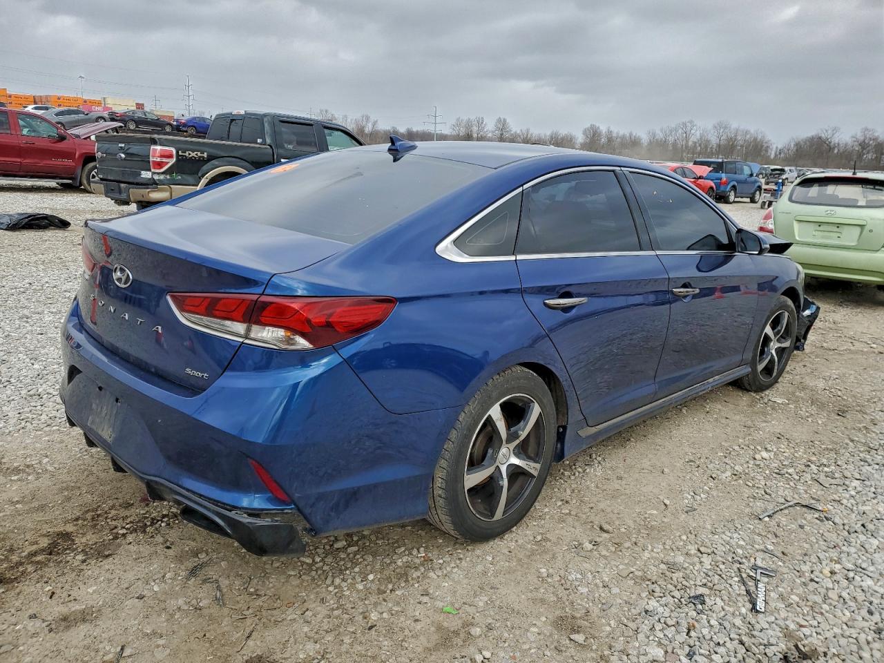 2018 HYUNDAI SONATA SPORT photo 3