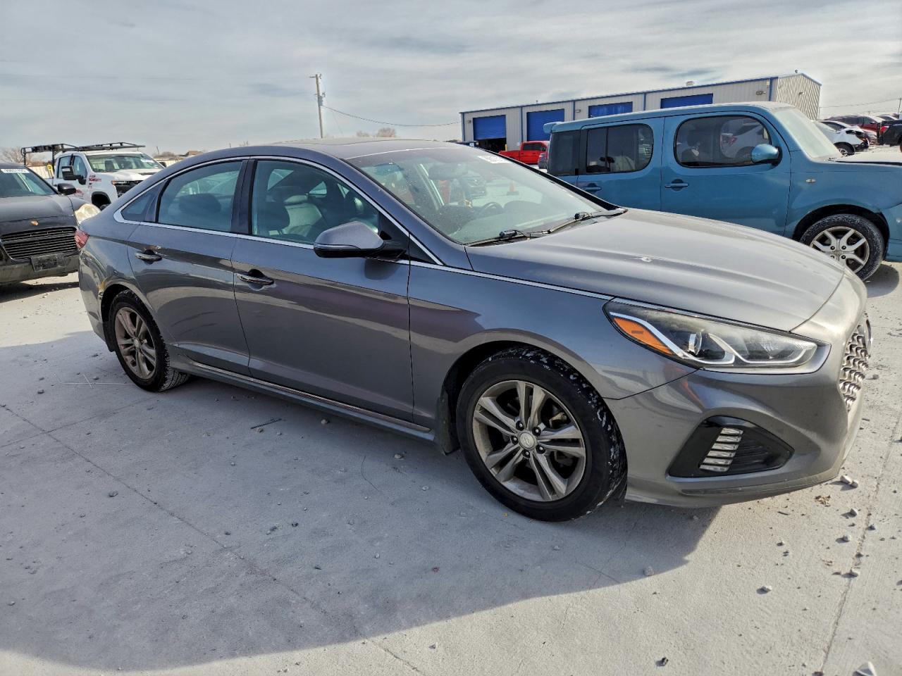 2018 HYUNDAI SONATA SPORT photo 4