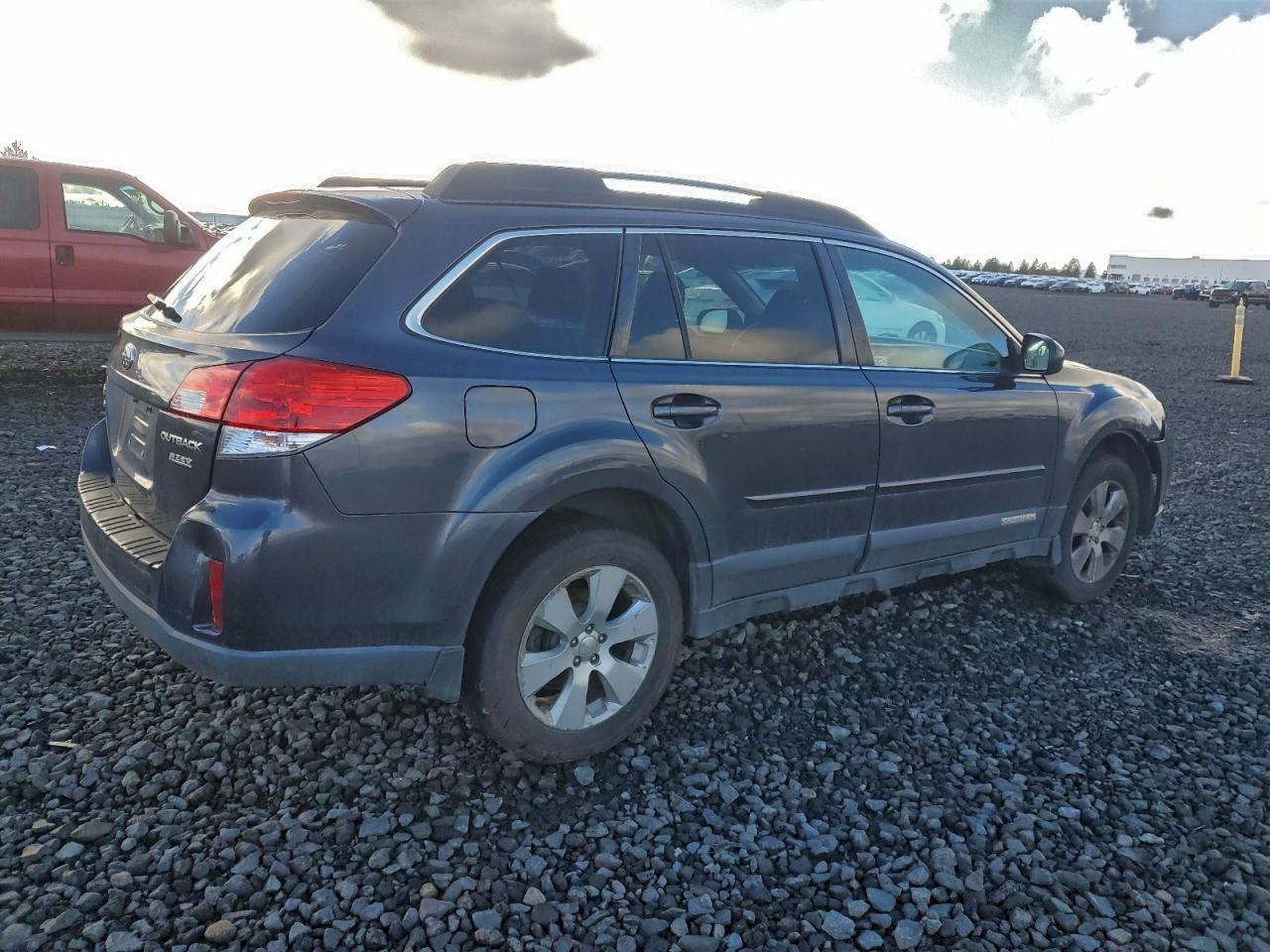 2012 SUBARU OUTBACK 2.5I PREMIUM photo 3