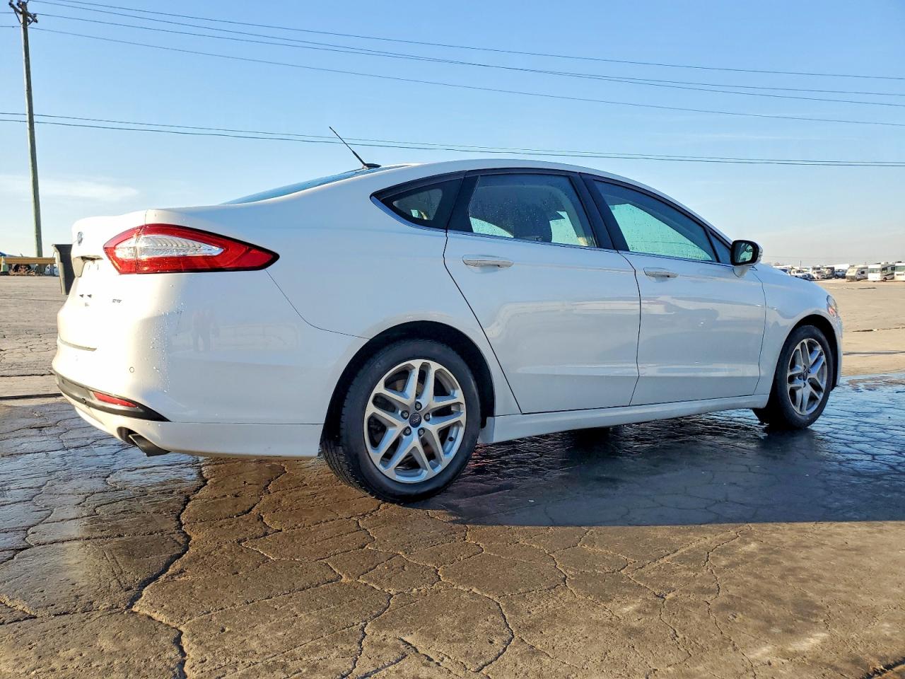 2015 FORD FUSION SE photo 3