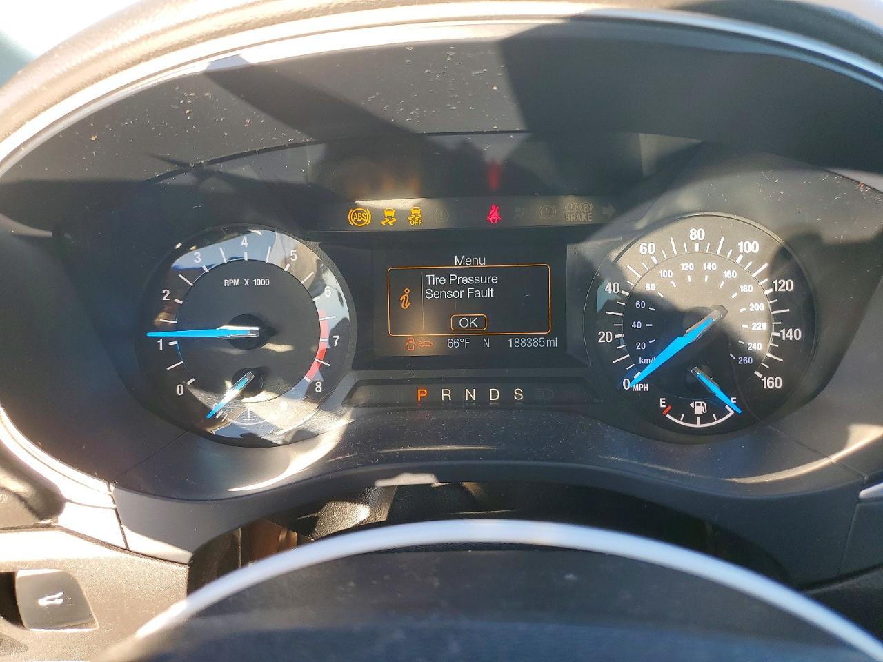 2015 FORD FUSION SE photo 9