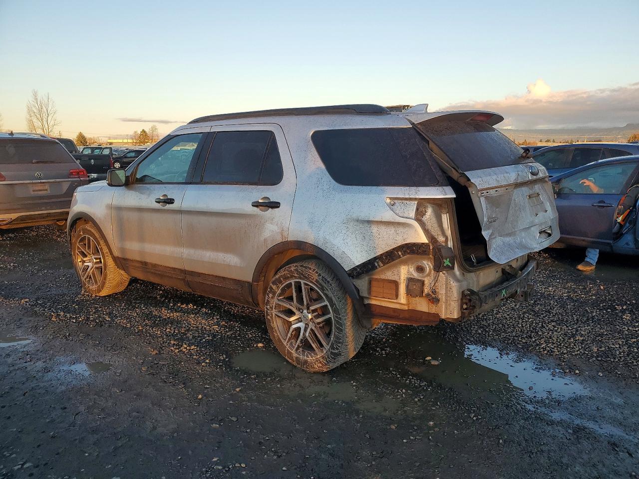 2017 FORD EXPLORER SPORT photo 2