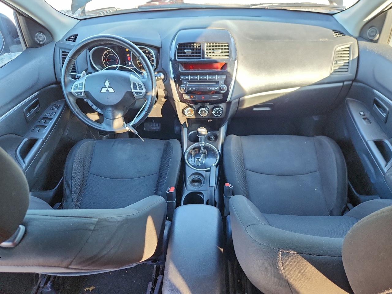 2012 MITSUBISHI OUTLANDER SPORT ES photo 22