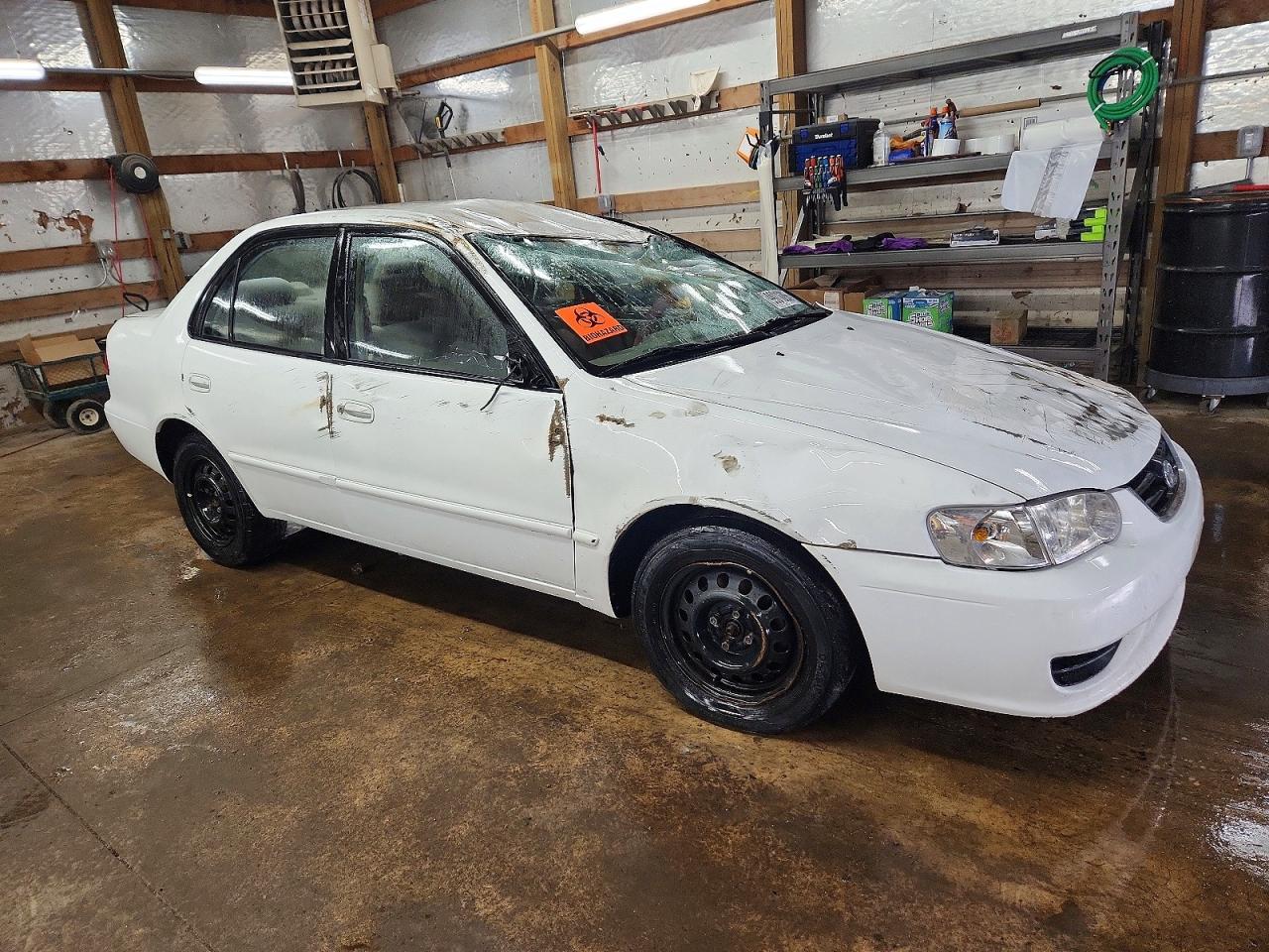 2001 TOYOTA COROLLA LE photo 4