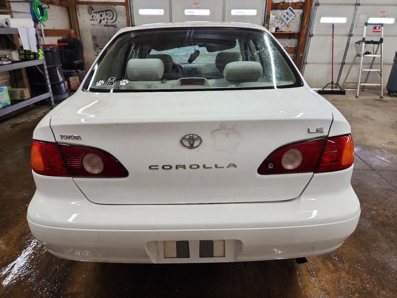2001 TOYOTA COROLLA LE photo 6