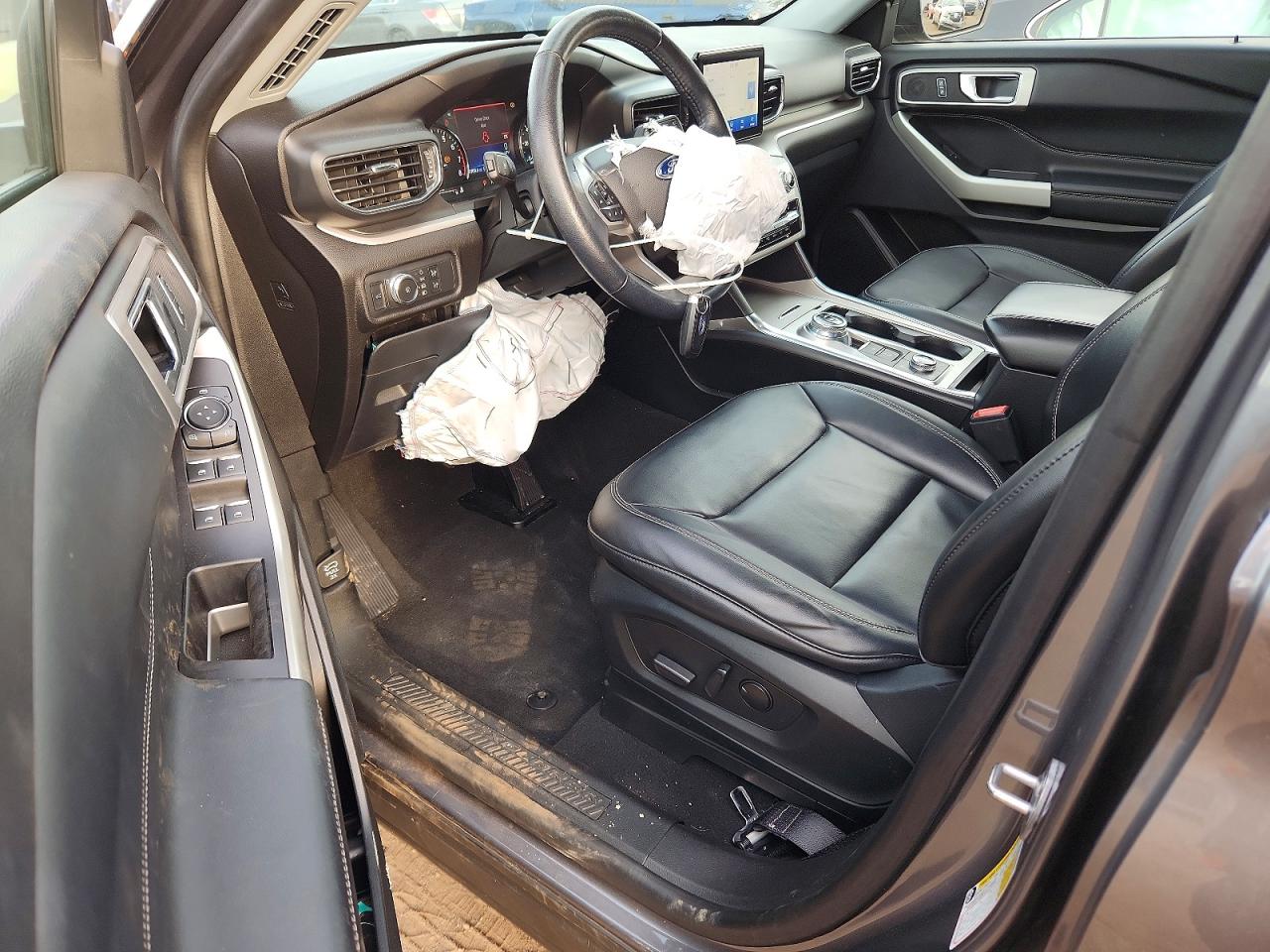 2021 FORD EXPLORER XLT photo 8