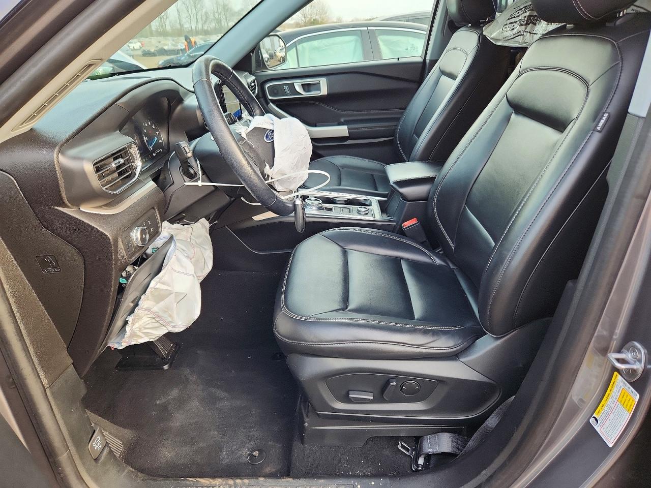 2021 FORD EXPLORER XLT photo 7