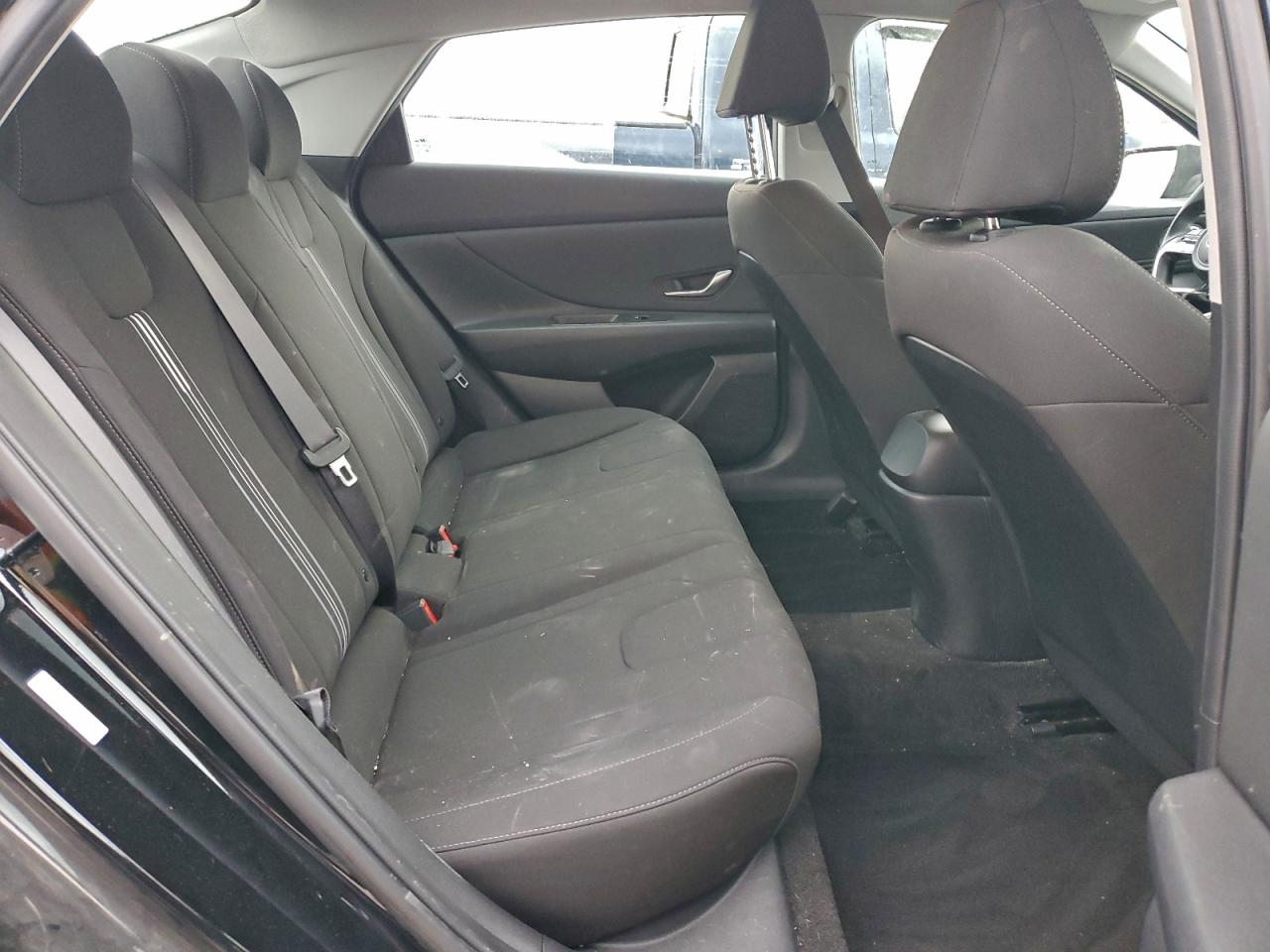 2023 HYUNDAI ELANTRA SEL photo 10