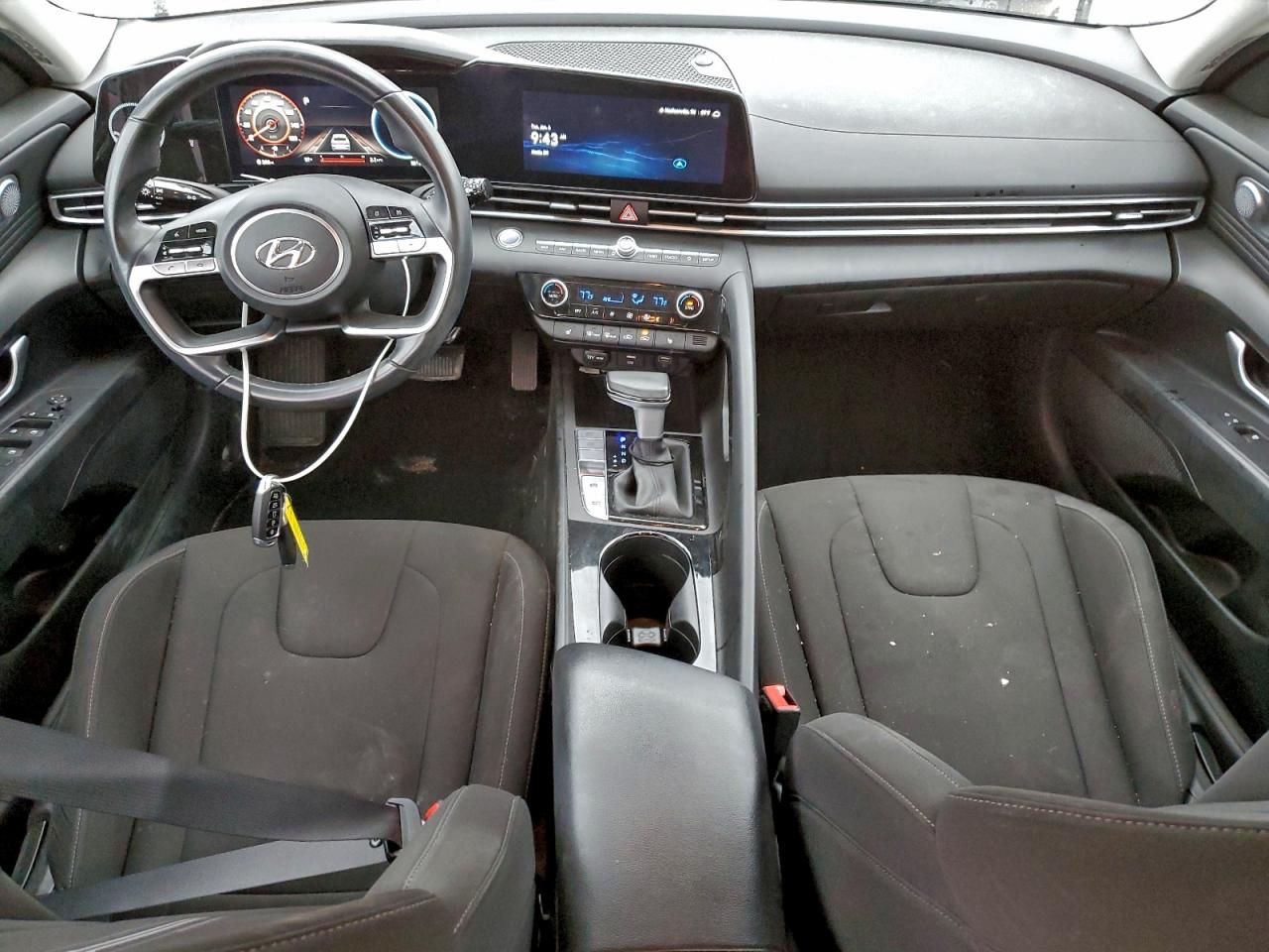 2023 HYUNDAI ELANTRA SEL photo 8