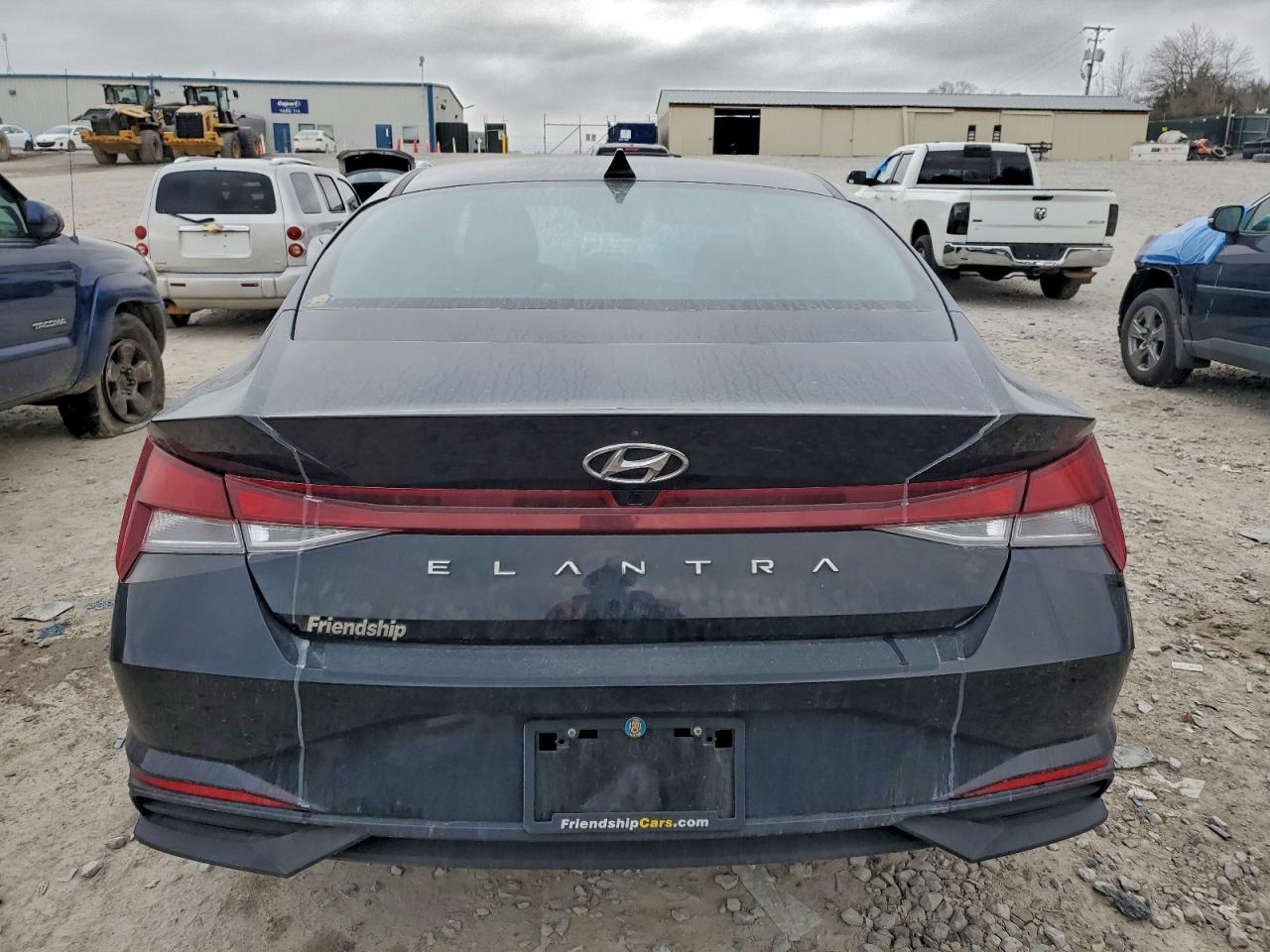 2023 HYUNDAI ELANTRA SEL photo 6