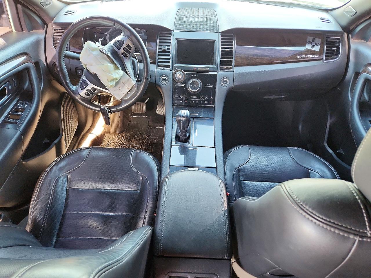 2018 FORD TAURUS LIMITED photo 8