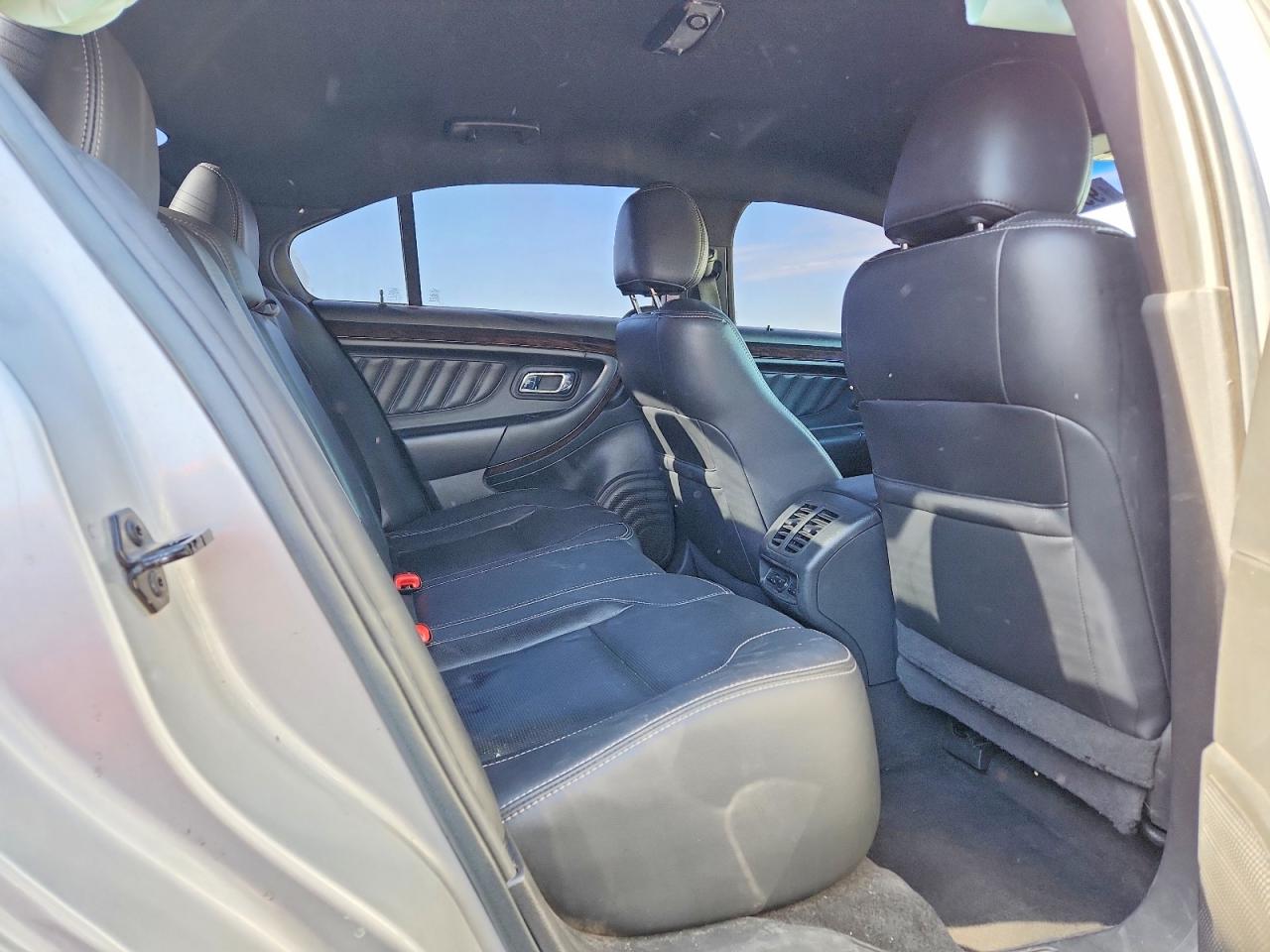 2018 FORD TAURUS LIMITED photo 10