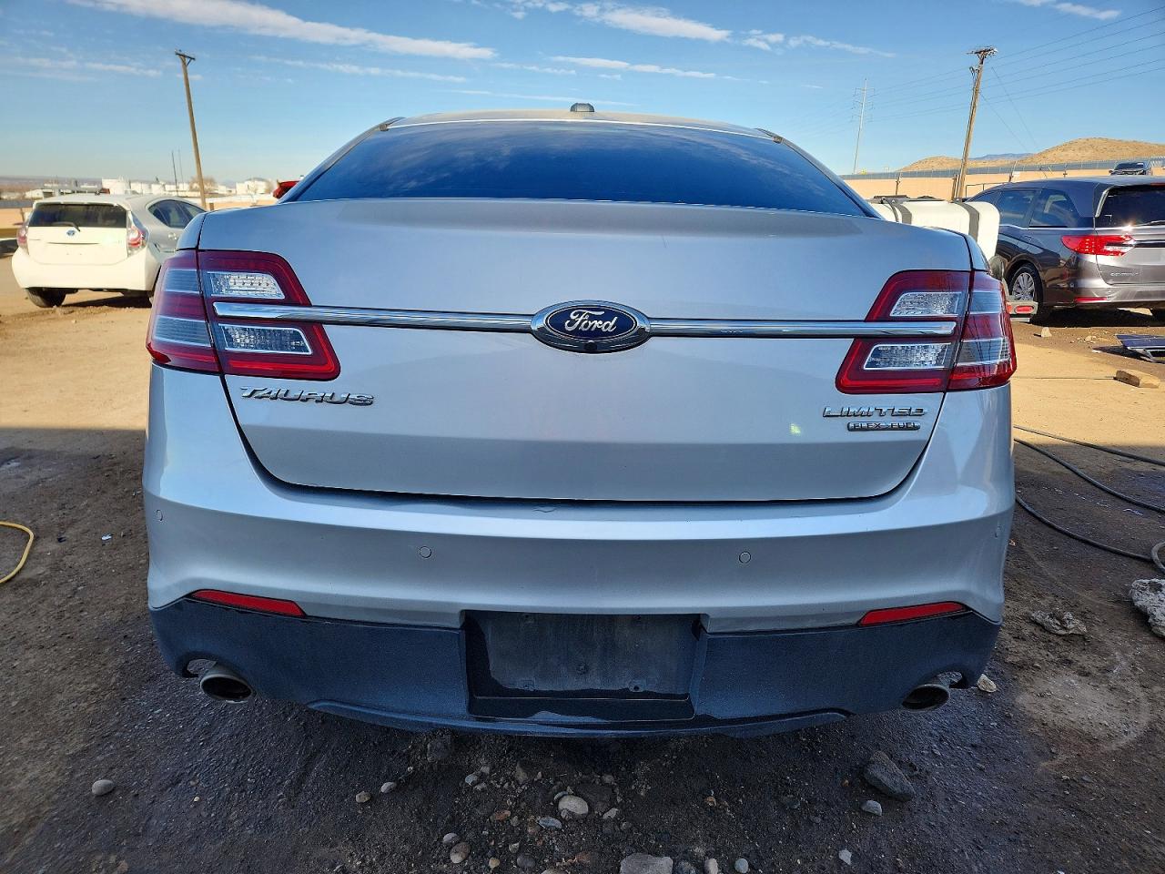 2018 FORD TAURUS LIMITED photo 6