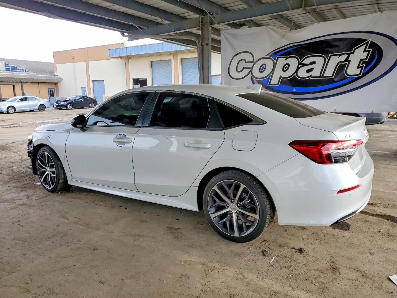 2024 HONDA CIVIC TOURING photo 2