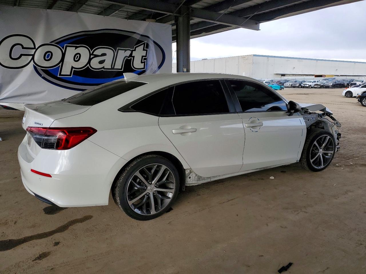 2024 HONDA CIVIC TOURING photo 3