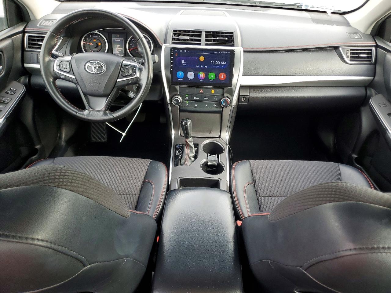 2016 TOYOTA CAMRY LE photo 8