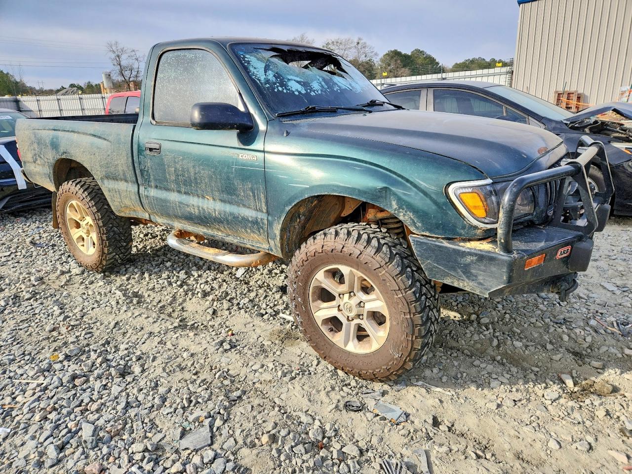 2002 TOYOTA TACOMA photo 7