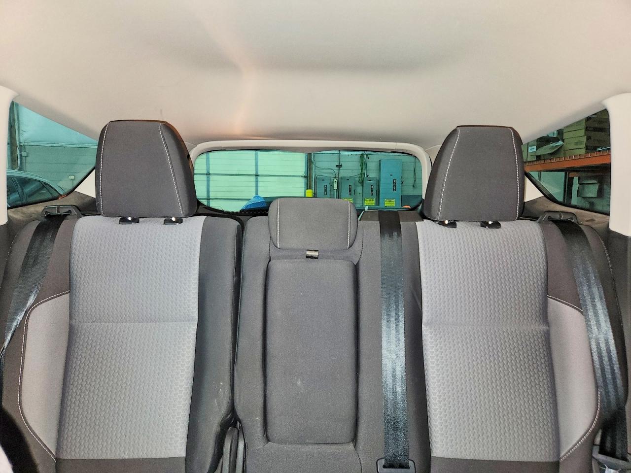 2017 FORD ESCAPE SE photo 10